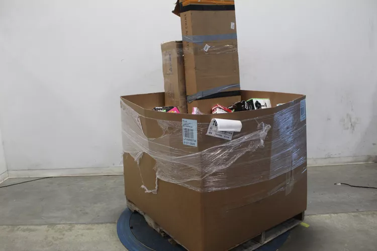 1 pallet 197 pcs nintendo, audio headsets, action figures, apple watch mixed conditions lot id: 941627 1 pallet 197 pcs nintendo, audio headsets, action figures, apple watch mixed conditions lot id: 941627