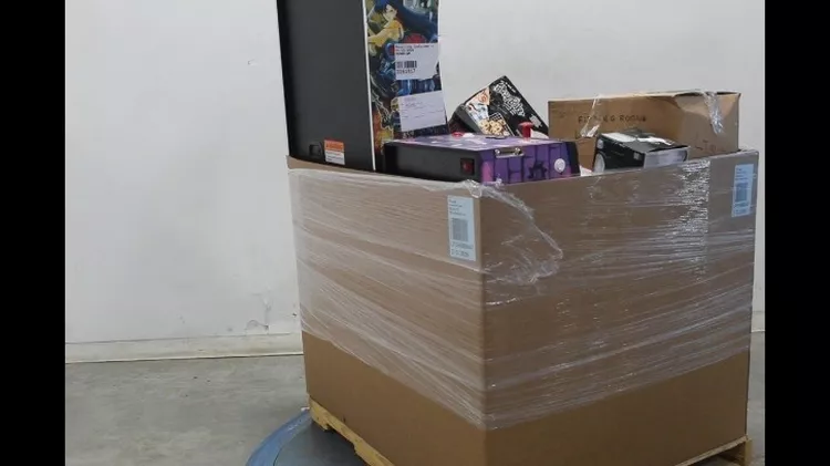 1 pallet 184 pcs apple watch, dvd discs, vehicles, trains & rc, makeup mixed condition walmart lot id: 938691 1 pallet 184 pcs apple watch, dvd discs, vehicles, trains & rc, makeup mixed condition walmart lot id: 938691