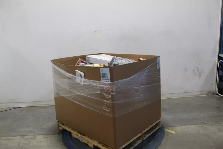1 pallet 231 pcs in ear headphones, ink, toner, accessories & supplies, boardgames, puzzles & building blocks, other mixed condition walmart lot id: 941309 1 pallet 231 pcs in ear headphones, ink, toner, accessories & supplies, boardgames, puzzles & building blocks, other mixed condition walmart lot id: 941309