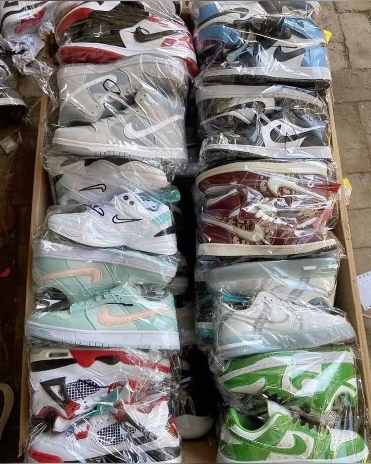 NIKE Sneaker PALLETS - Image 2